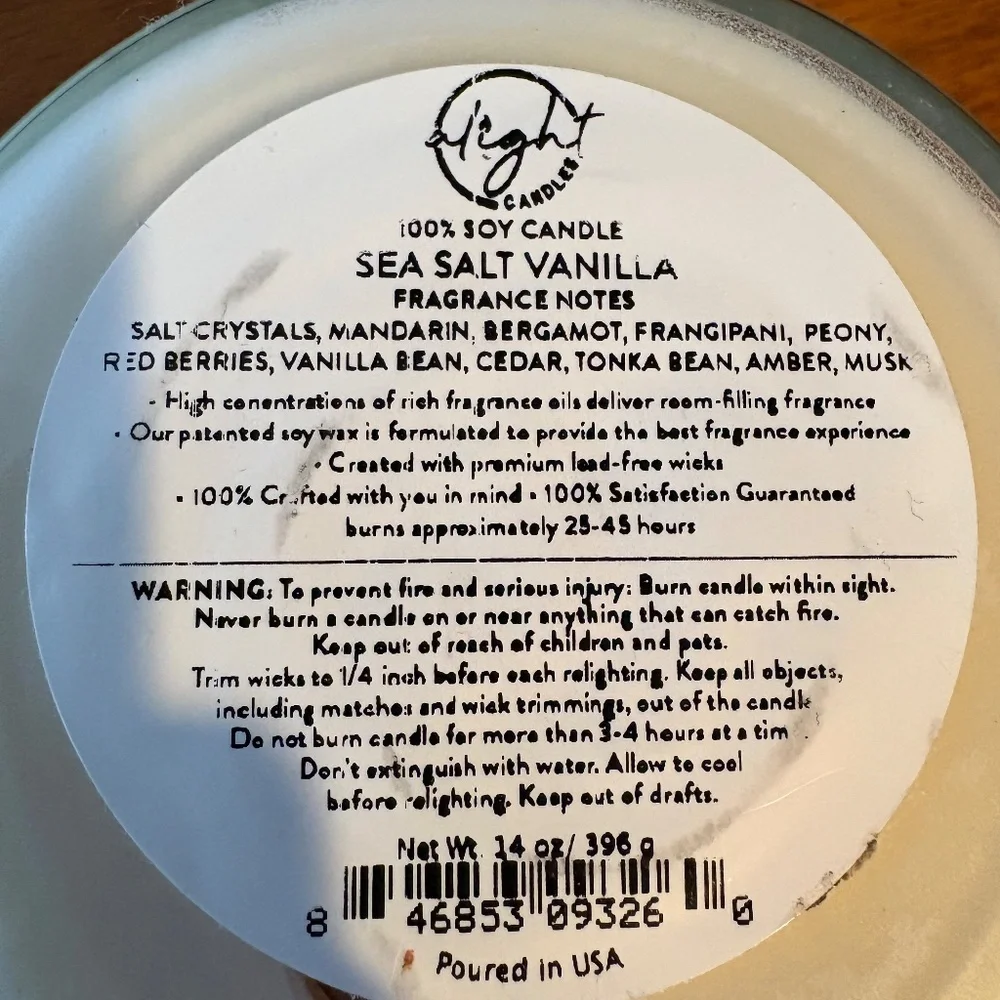 Soy Candle 14 Oz Sea Salt & Vanilla 3 Wicks NEW